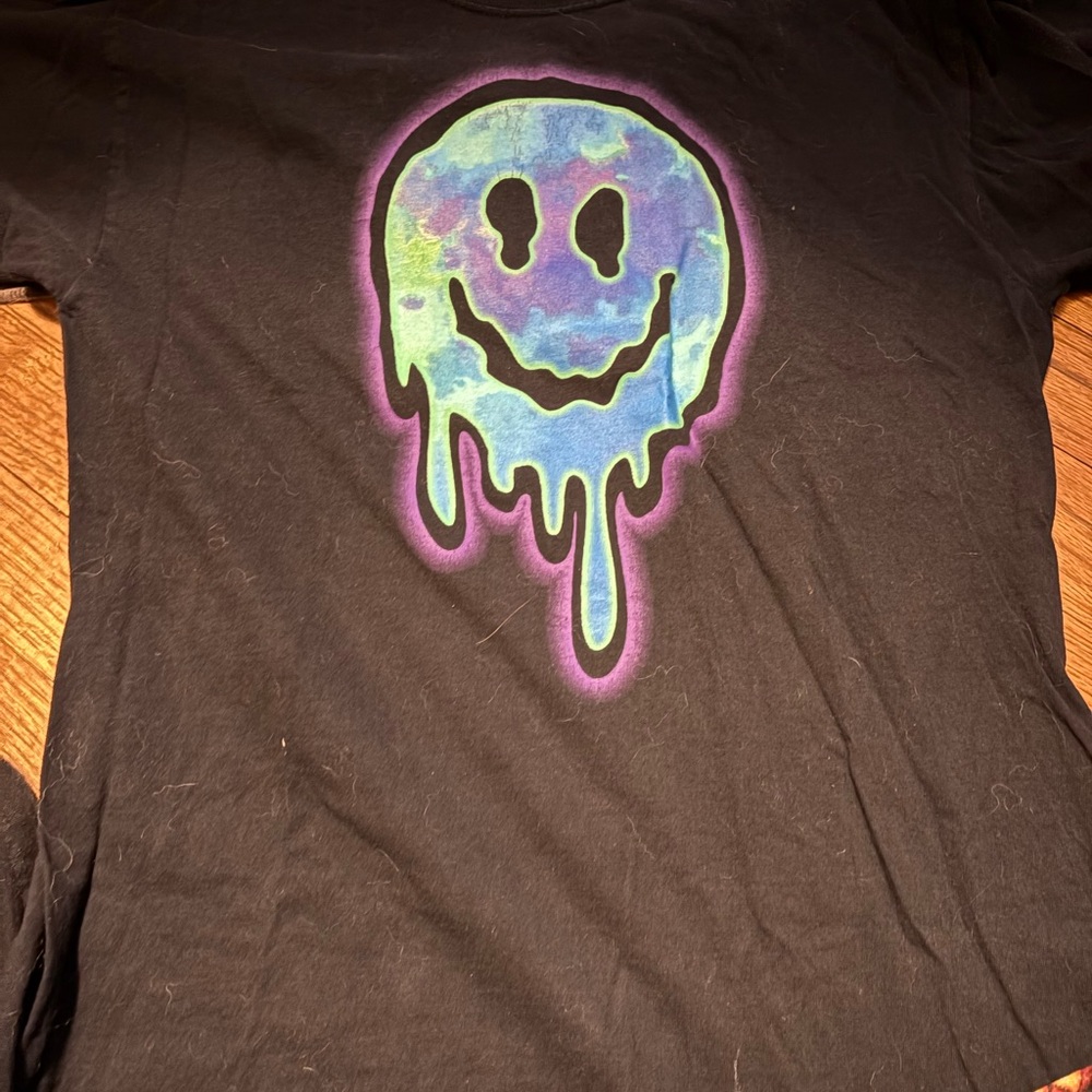 🤑 5 for $25 
Black T-Shirt with Vibrant Design